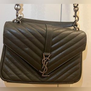 YVES SAINT LAURENT COLLEGE MEDIUM
CHAIN BAG IN QUILTED LEATHER